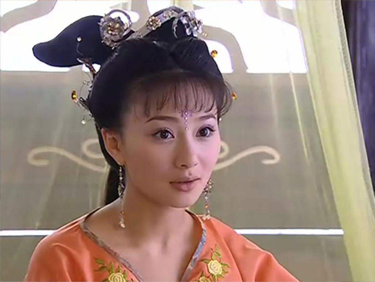 李煜和小周后幽会写下两首诗,李煜和小周后的感人故事