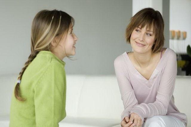 14岁女儿半夜传出“嗯啊”声，妈妈的做法值得学习，挽救孩子一生