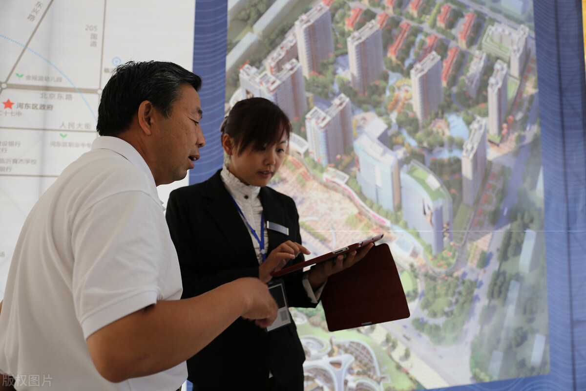 卖出一套房子能赚多少钱?售楼小姐说出实情,你猜到了吗?