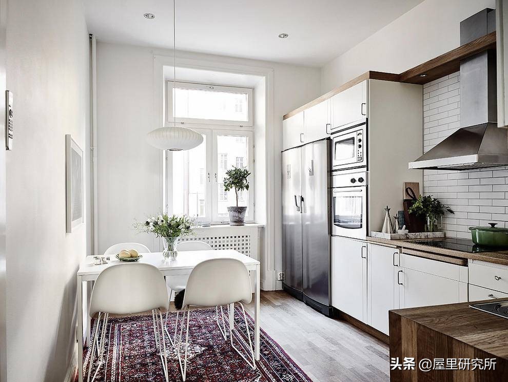 小户型餐厅用折叠餐桌怎么样,小户型用折叠饭桌