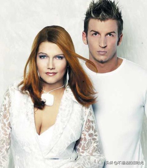 还记得这首超级好听英文神曲《SHE》吗,让人思绪飞到了若干年前