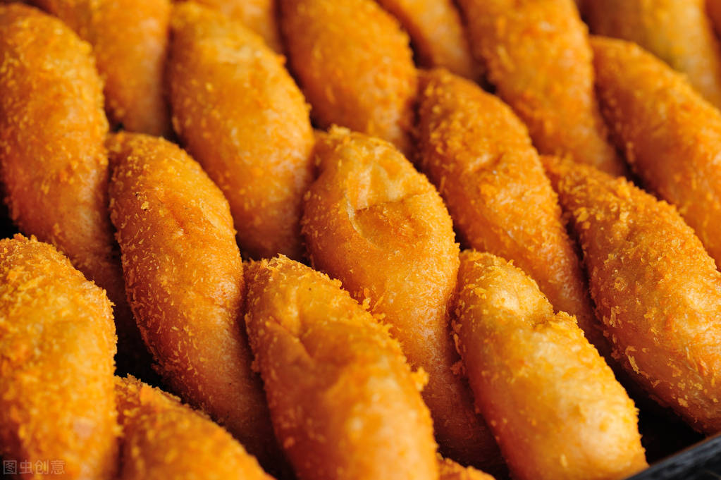 发芽青稞粉对青稞-小麦面团特性及非油炸麻花品质的影响