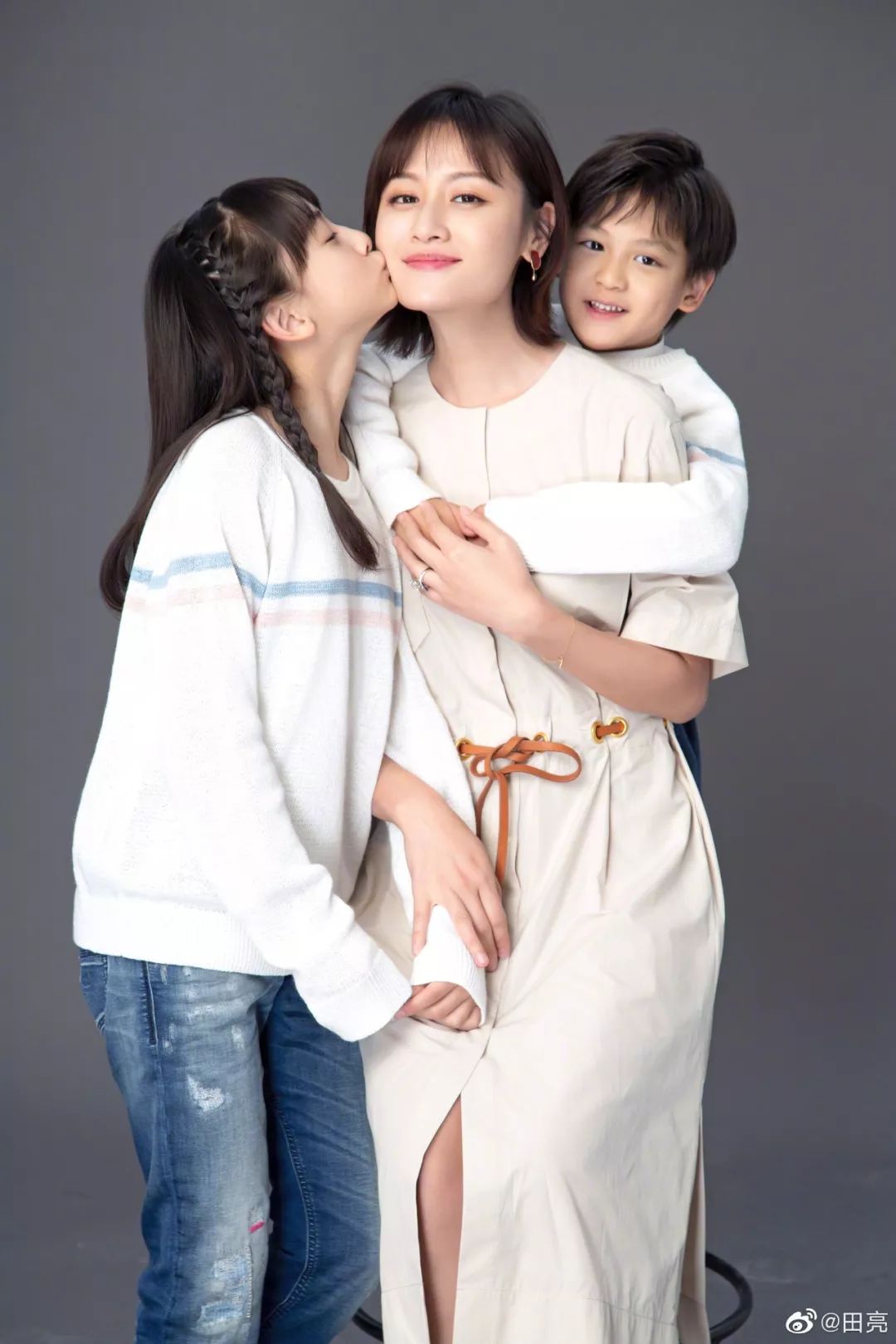 周杰伦自己拍的视频,周杰伦婴儿照