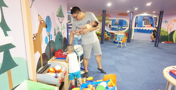 宝爸生活日常带娃小记录,超级奶爸与萌娃的日常