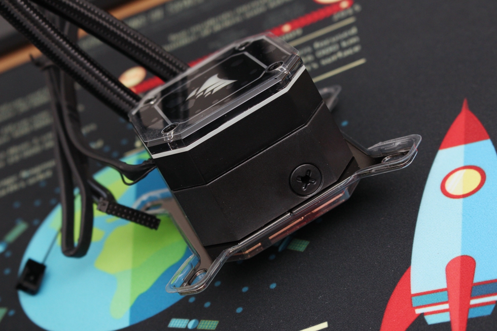 海盗船h100ipro240水冷,海盗船icueh100i一体式水冷