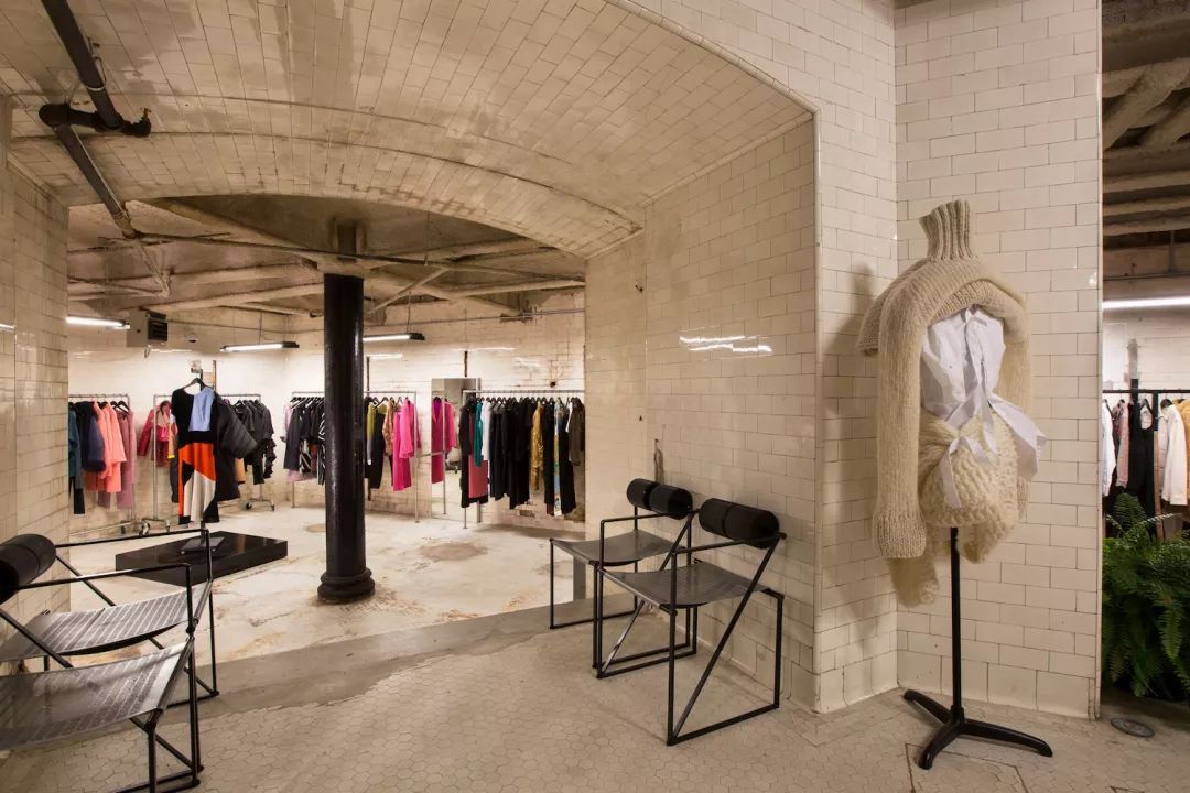 还只知道第五大道？明星博主都在纽约真正逛的是……