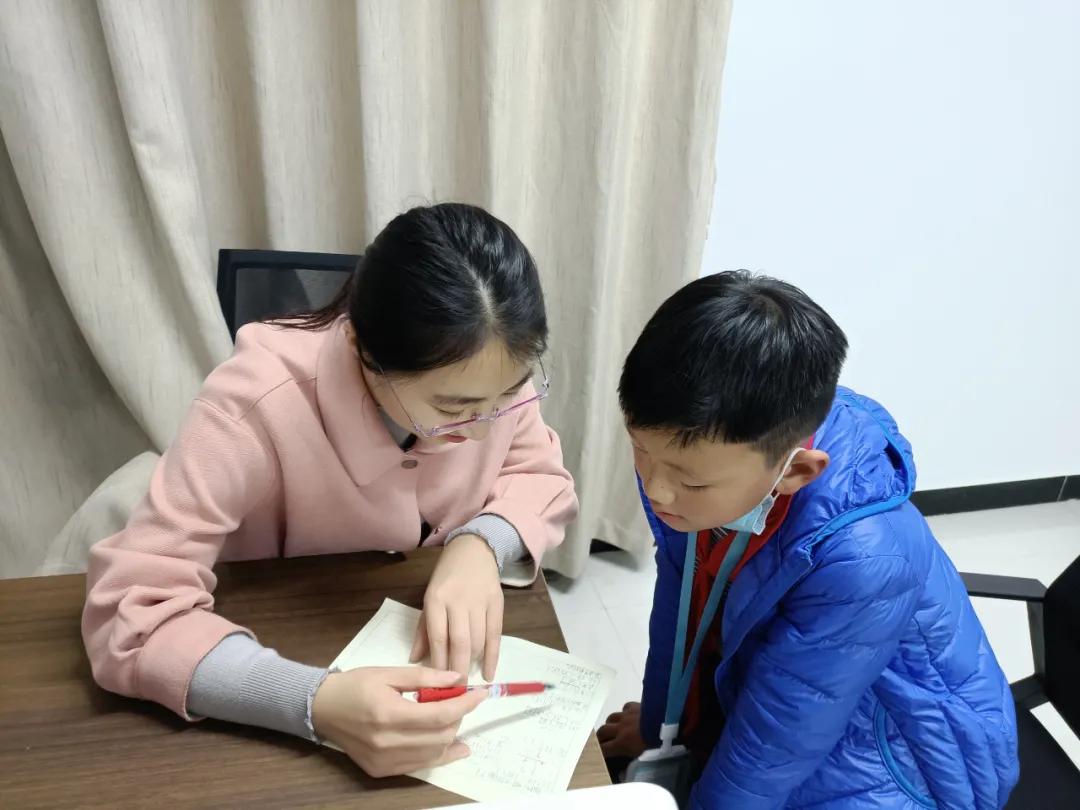 郑东新区云台小学校长,郑州郑东新区云台小学怎么样