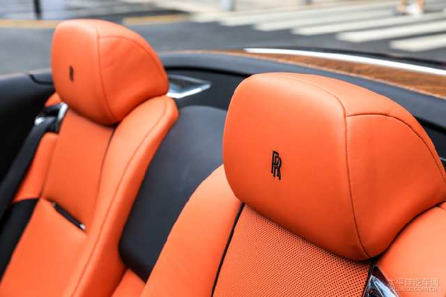 试驾劳斯莱斯曜影2020款,试驾劳斯莱斯幻影2022新款