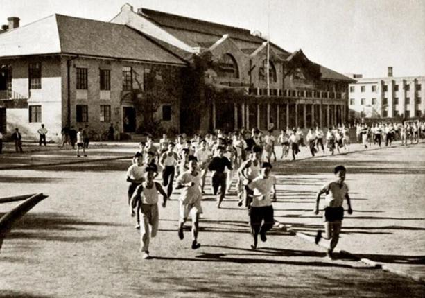 清华回应3000米,清华有多少男生3000米跑进12分钟