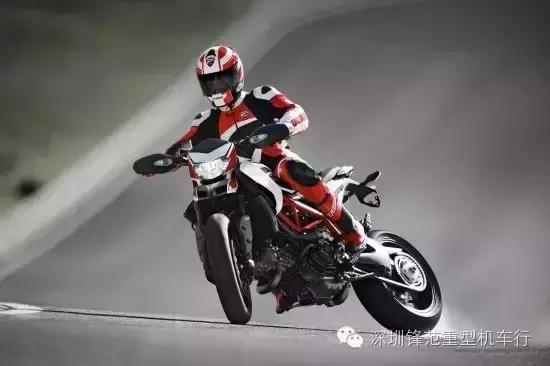 摩托车轮胎在弯中永远处在滑动状态