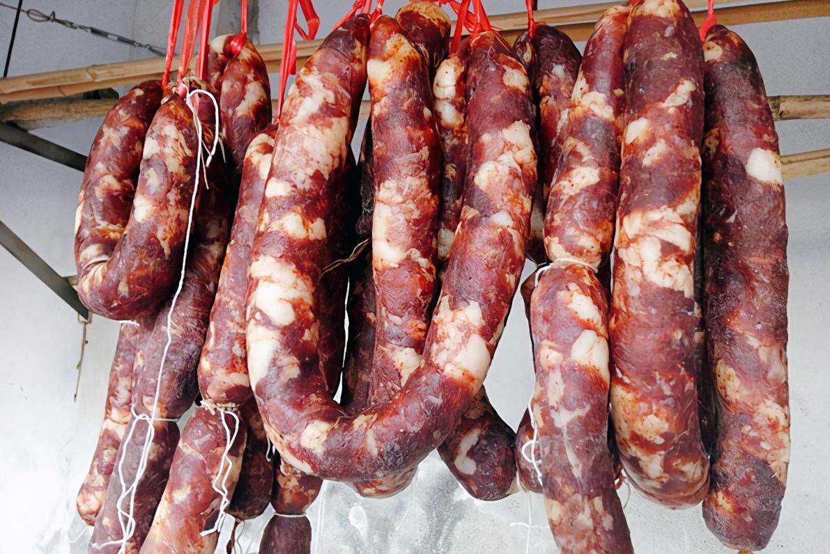 想学自己灌香肠怎么做,想灌香肠东西准备好了怎么发圈