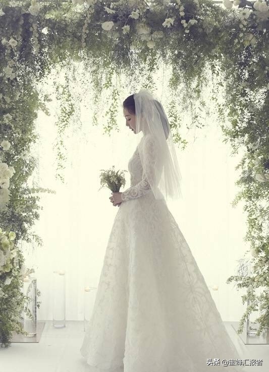 崔智友首次曝光孕肚照,崔智友晒孕照图片