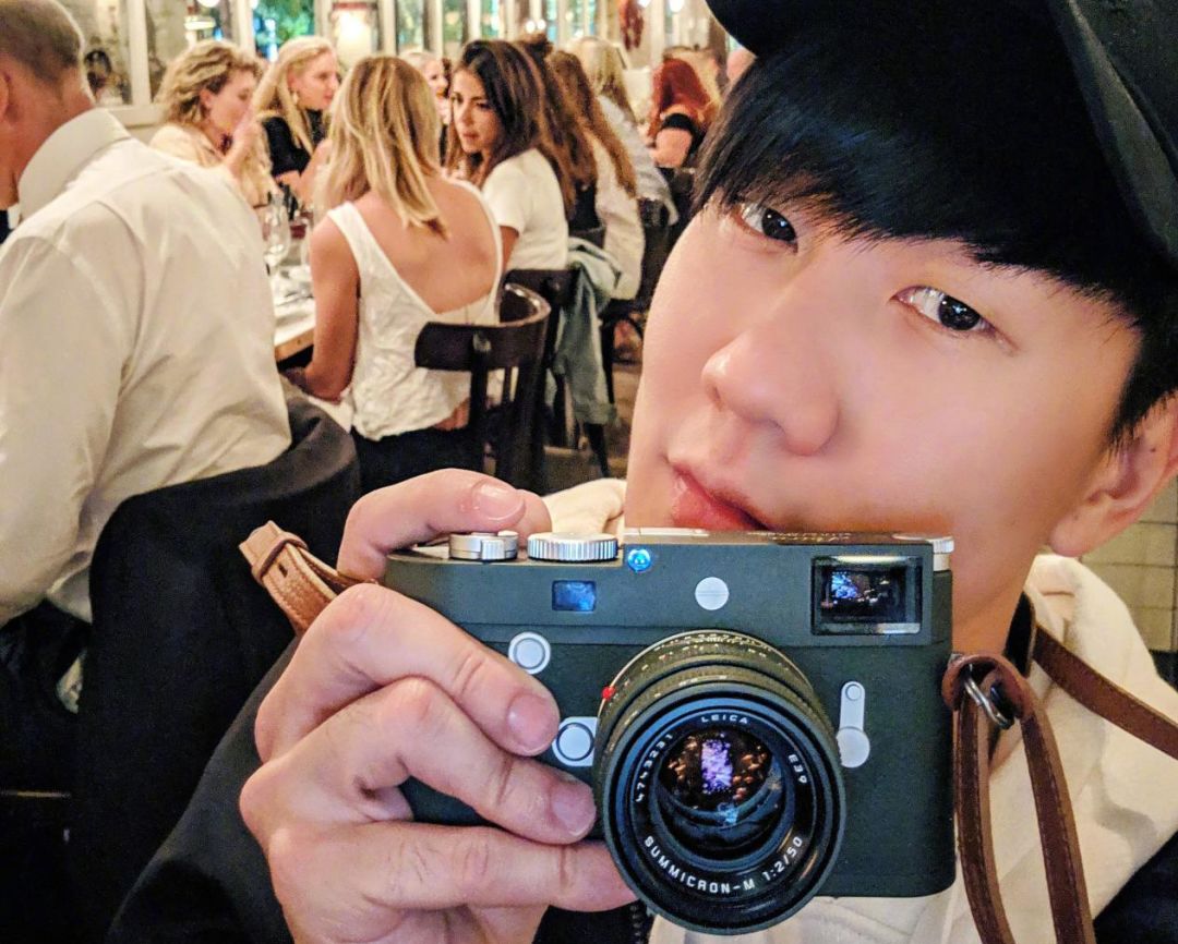 为什么这么多人捧华为,为什么那么多人喜欢徕卡