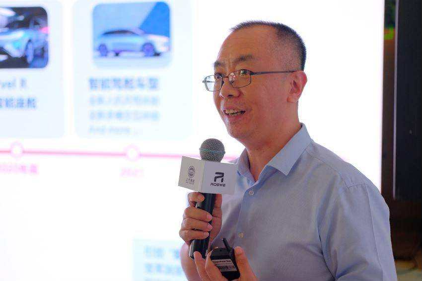 超半数员工工资比老板高，上汽重金揽人才“死磕”软件