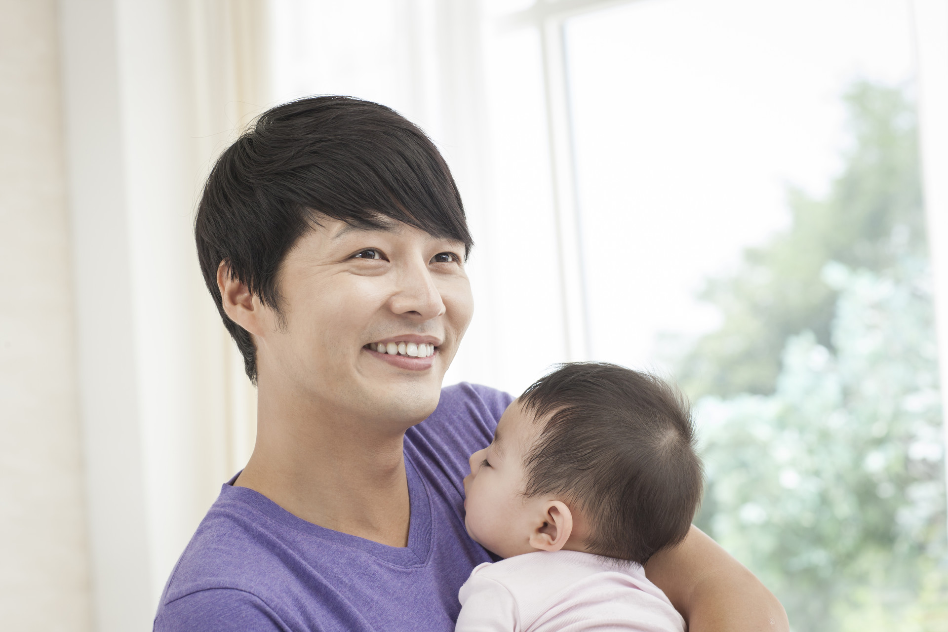 3个月宝宝不能翻身,3个半月的宝宝不睡整觉