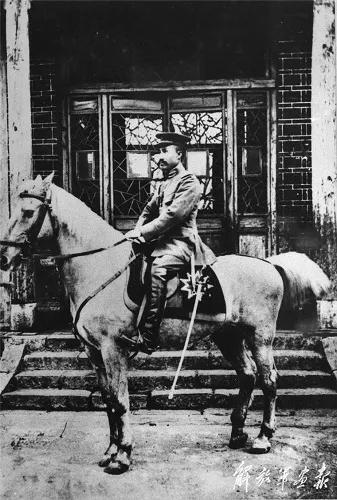 解放军三大天才名将是谁,解放军一生无败绩的将领