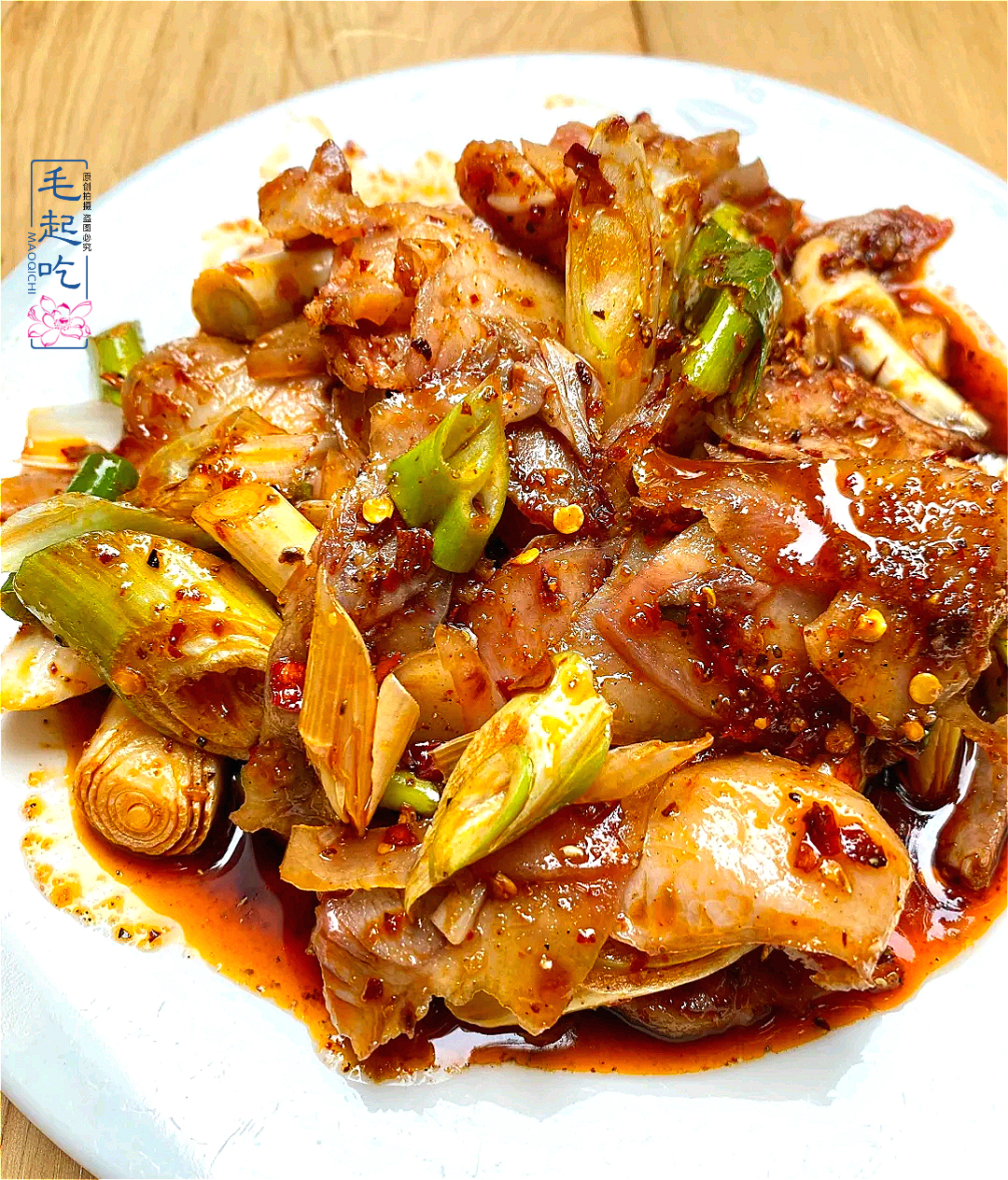 四川口味的干锅蹄花,30年只卖一道菜