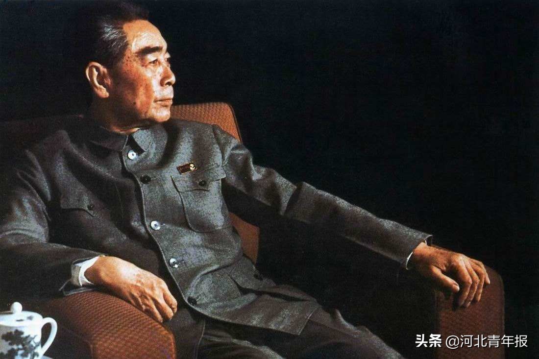 生在“水城”淮安，周总理为何一生都是“旱鸭子”？解放后他两度学游泳，背后故事让人泪目