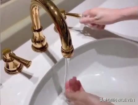 年轻时的鹿晗关晓彤卸妆,关晓彤卸妆护肤