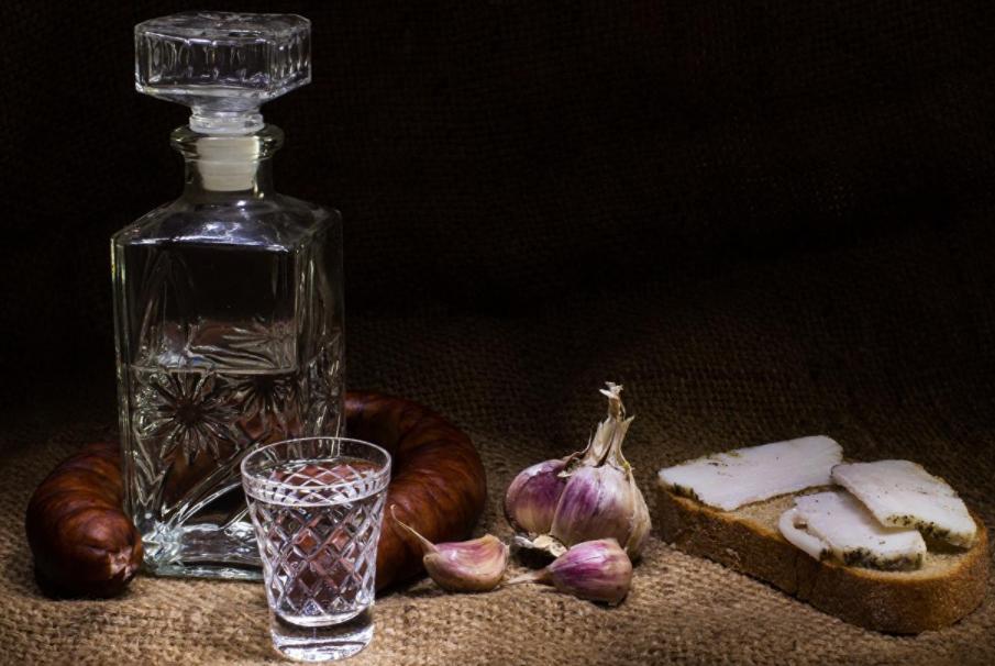 96度伏特加相当于中国白酒多少度,伏特加95度相当于中国白酒多少度