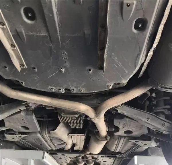 有哪些性能出众的豪车推荐,好车推荐10万雷克萨斯