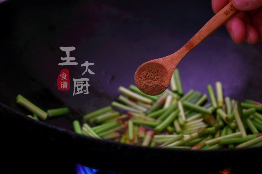 骨头肉荷包蛋的做法,荷包蛋夹肉做法大全