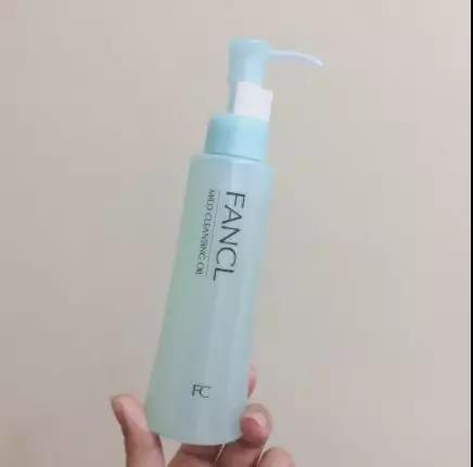 5款卸妆水测评看看哪个好用,又便宜又好用的卸妆水测评