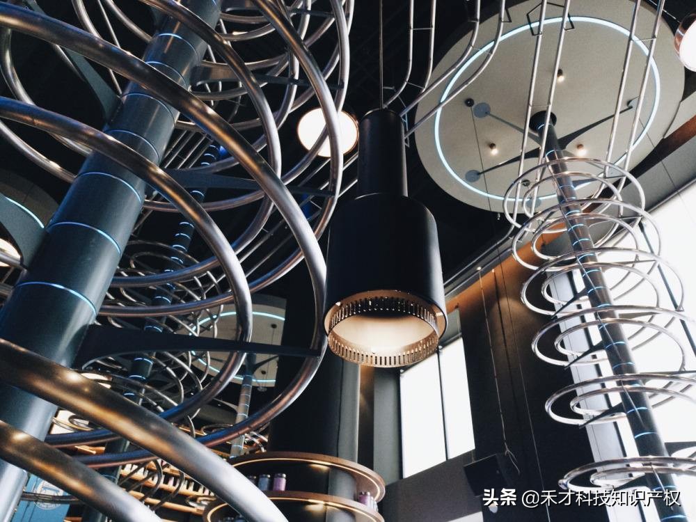 “失重餐厅”滑轨系统专利被侵权获赔100万元