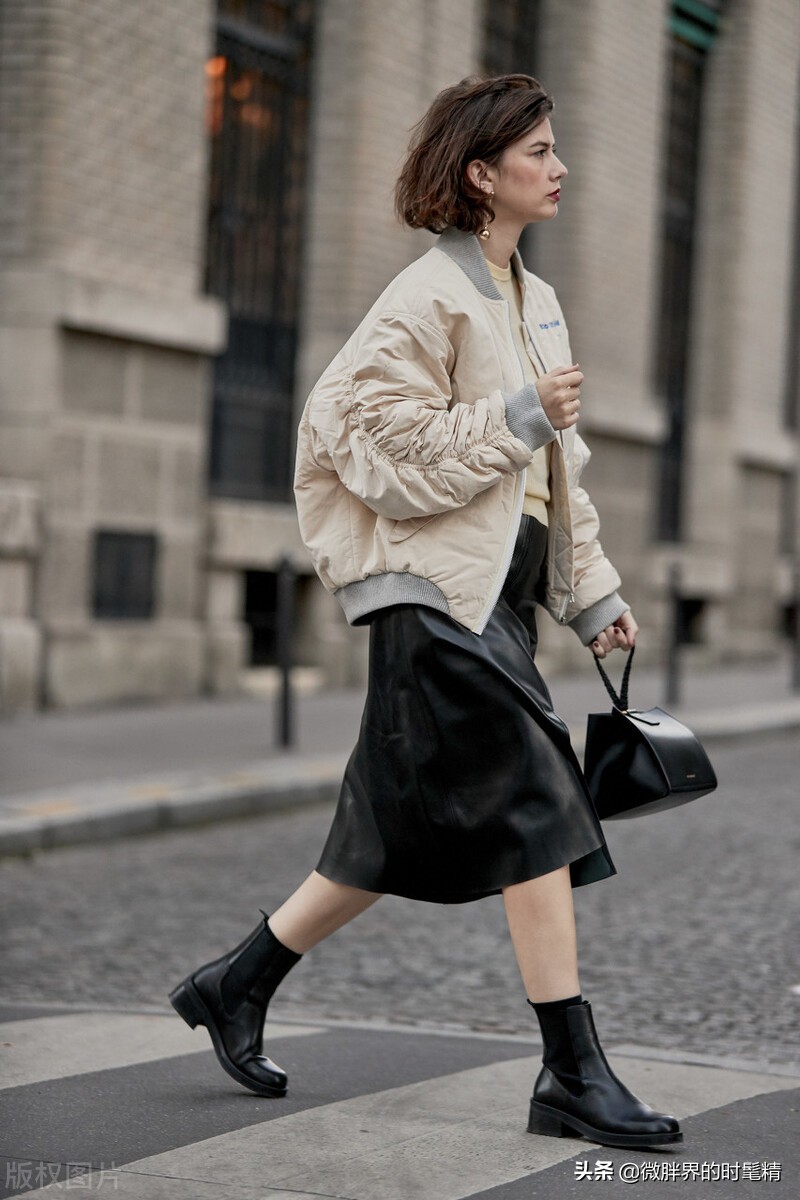 以前看不上的鞋,今年流行什么样的方跟鞋