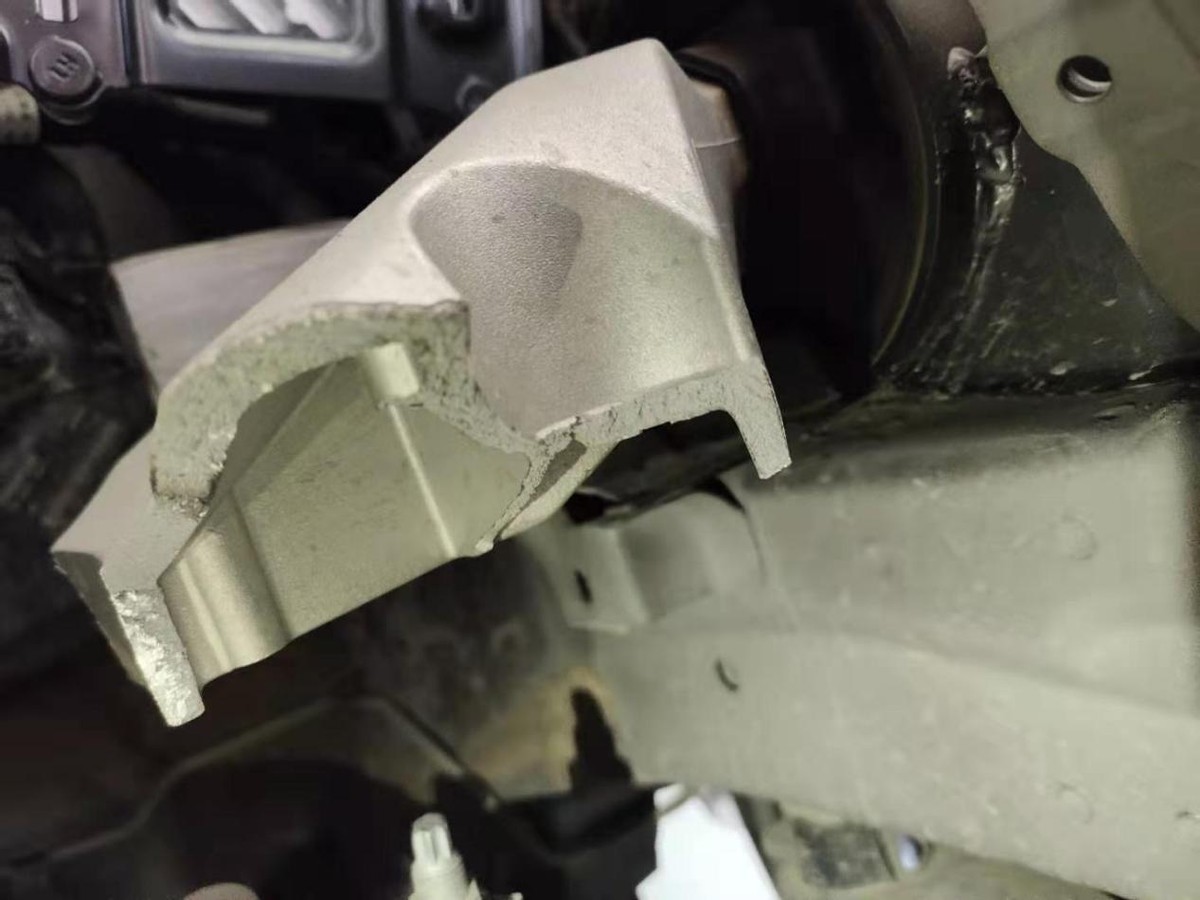 汽车停一晚后无法启动？老司机：可能是这3个部件出了故障