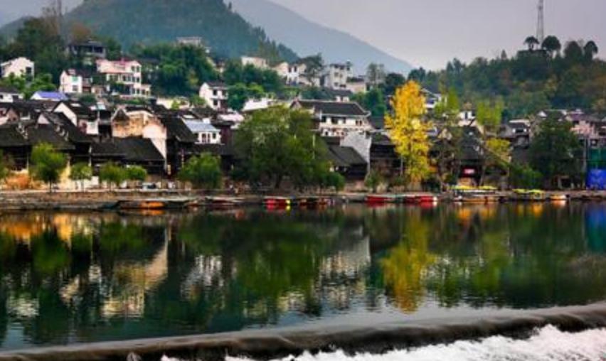 沈从文边城中的乡土风俗,沈从文边城地方特色