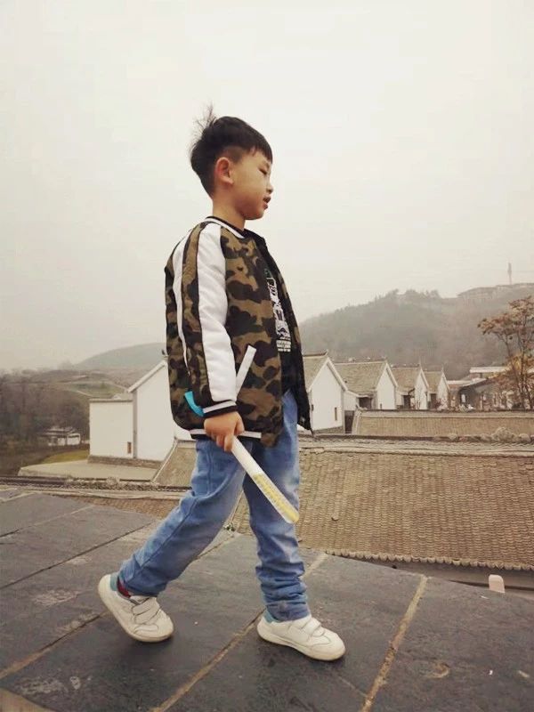 小蓝羊是机能鞋吗,小蓝羊的鞋子的优点