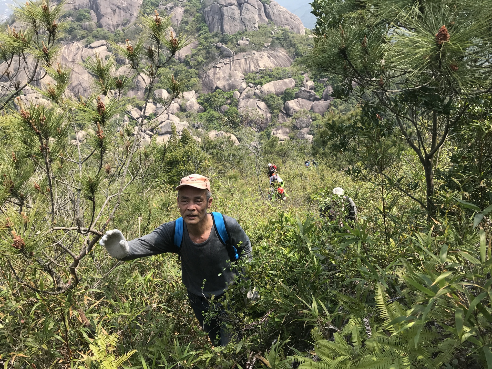 乌山三石连登快乐之旅星期六登山队