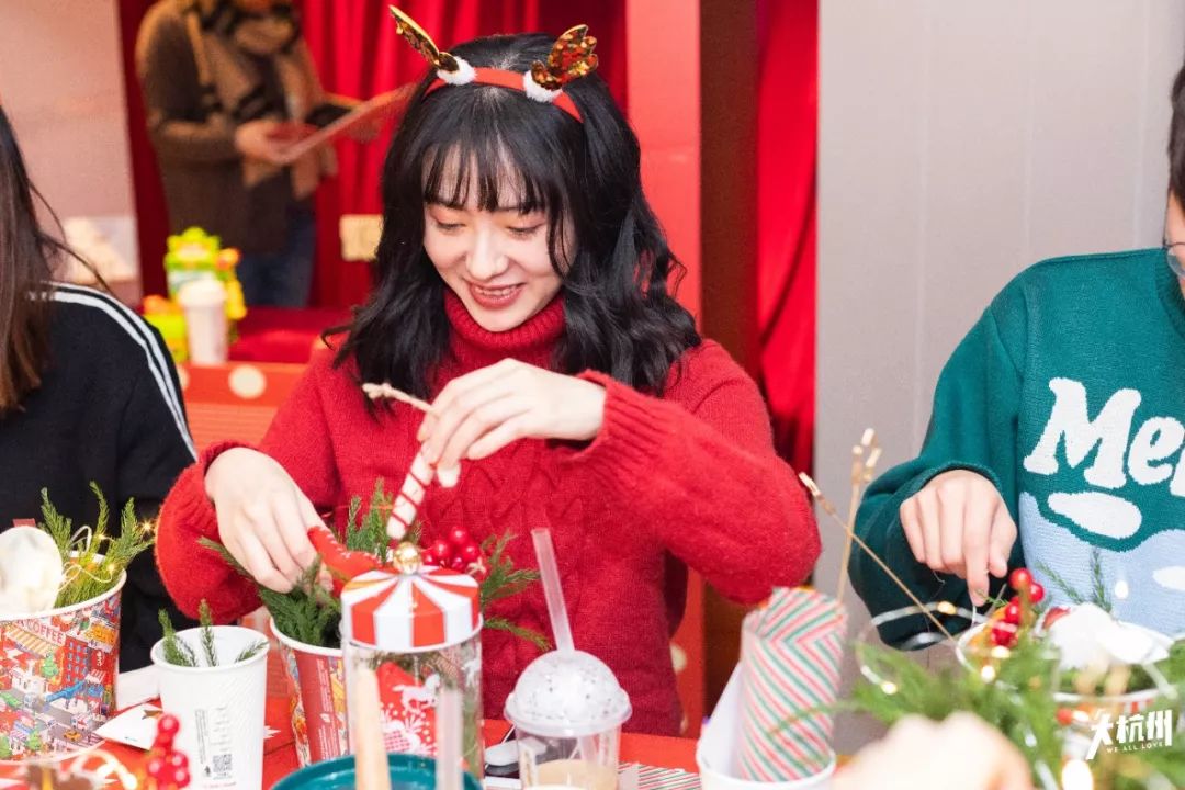 哆啦a梦用时光机去洛杉矶,哆啦a梦坐时光机回到过去救酷哥