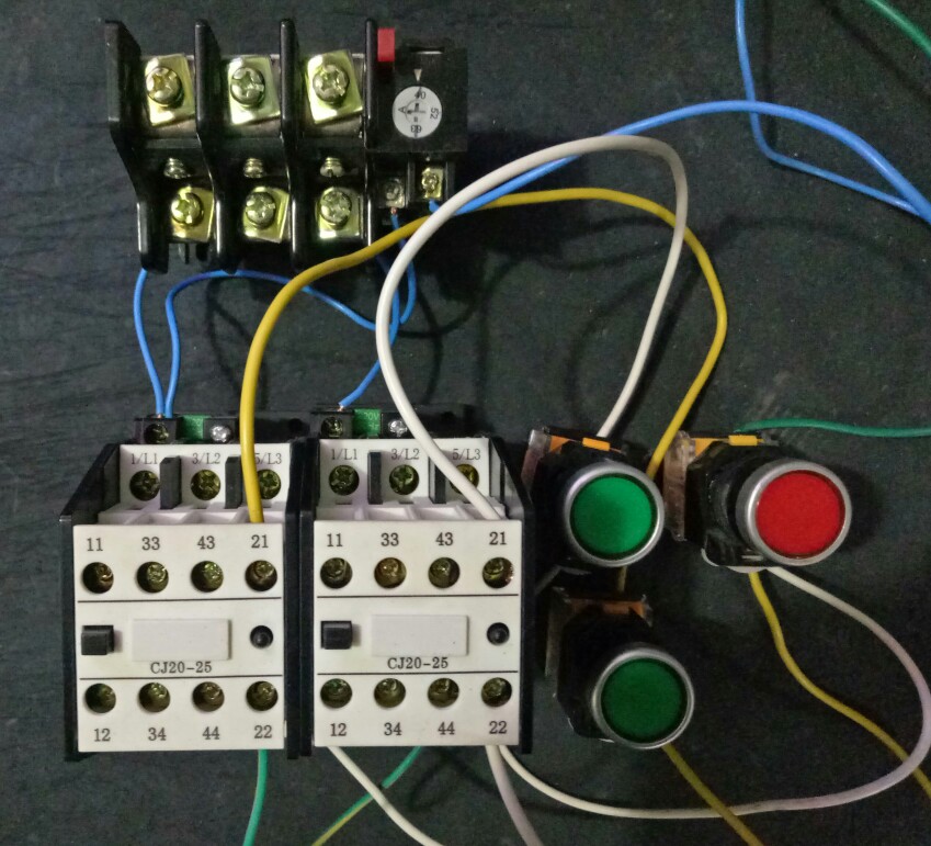 接触器正反转点动互锁视频,交流接触器连动点动接线方法