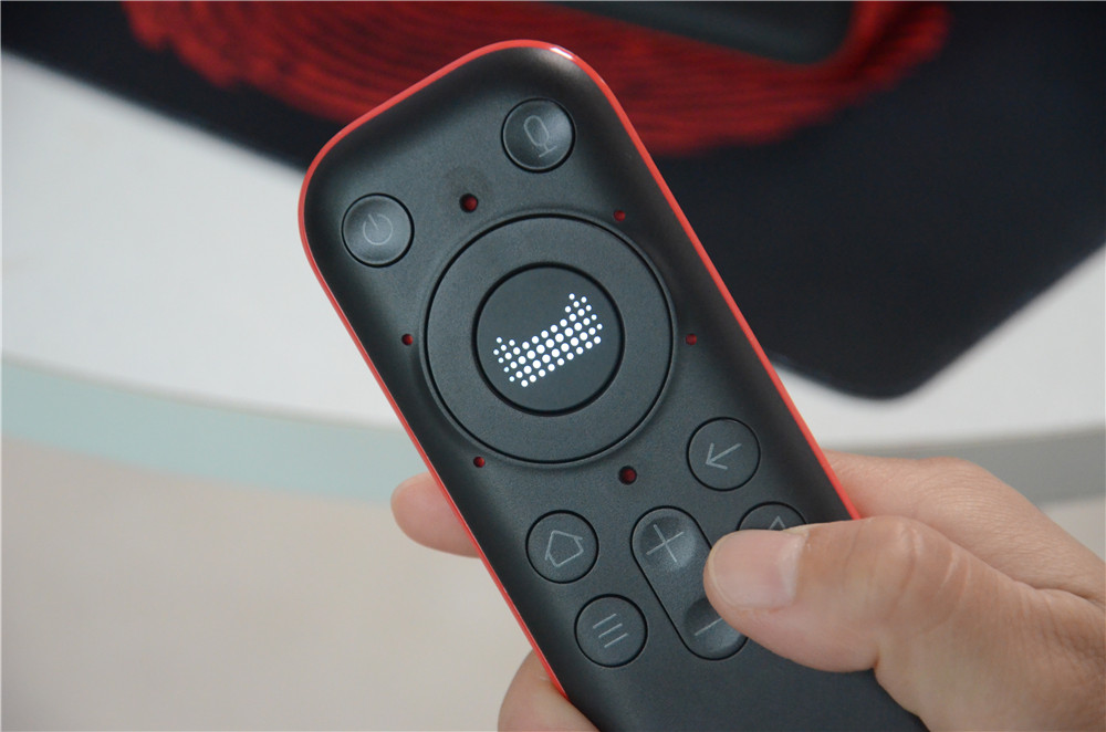 天猫精灵小红盒和小明投影仪,天猫精灵投影仪小红盒2023款测评