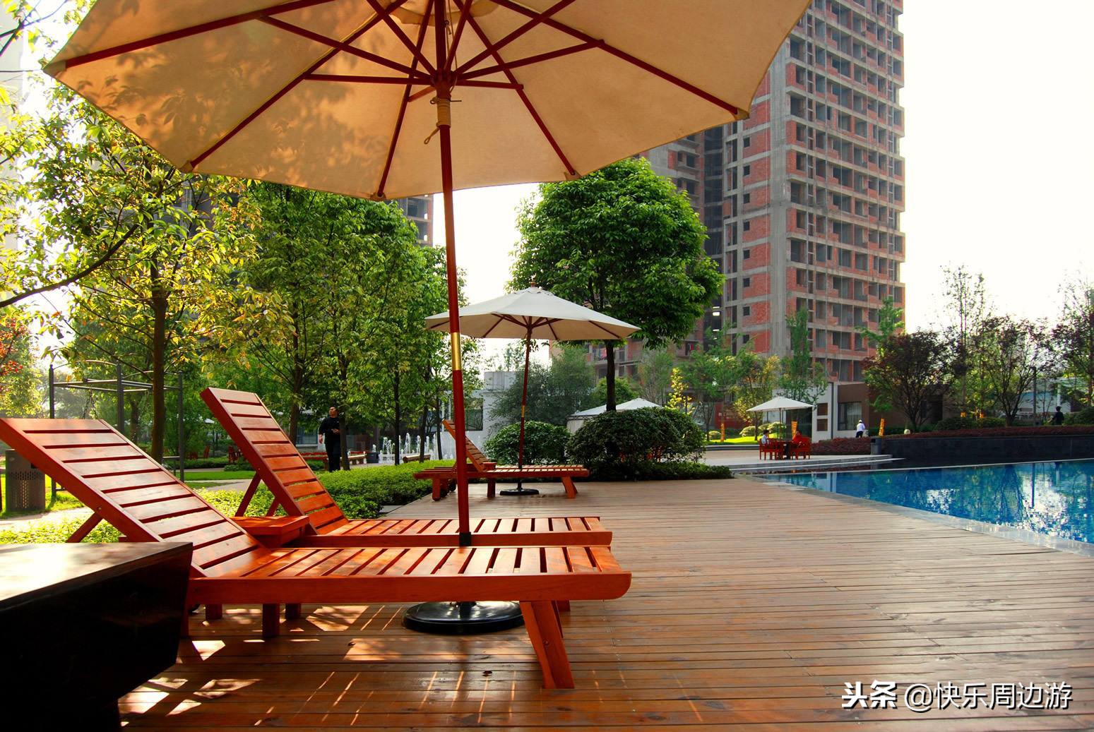 来重庆泡温泉,重庆融汇温泉城童话里