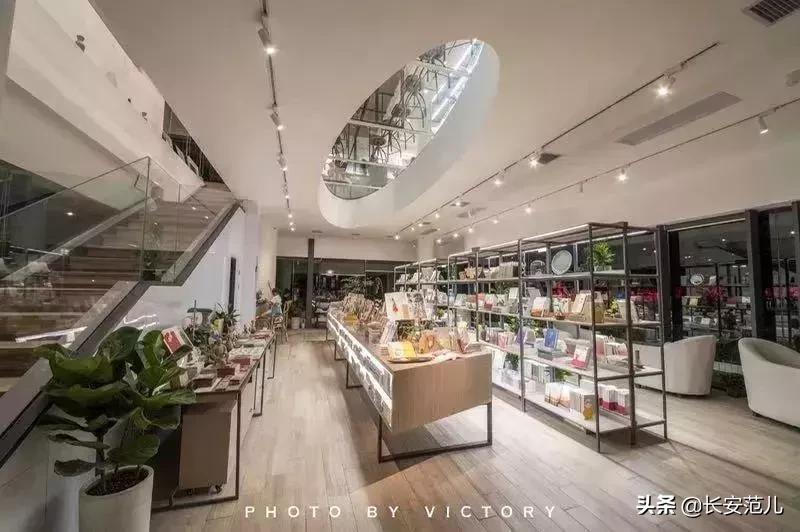 西安最美网红的书店,西安最美书店小视频