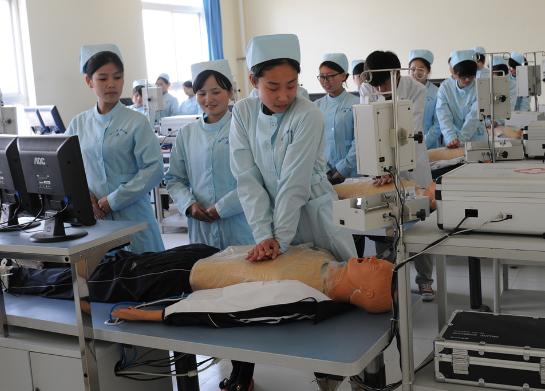 助产专业就业前景,山东第一医科大学助产专业在哪里