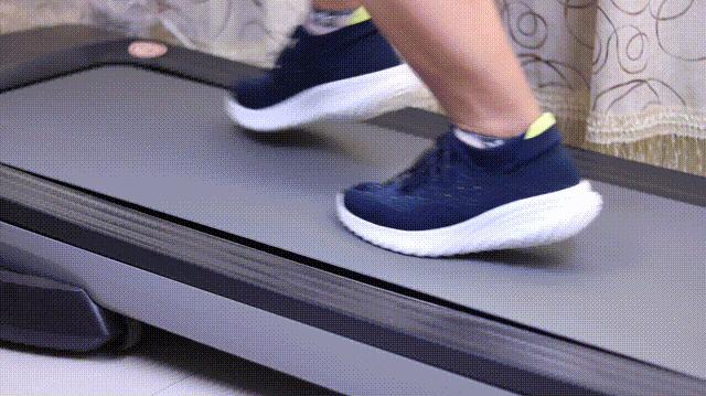 穿袜子是一种什么体验,穿袜套的鞋