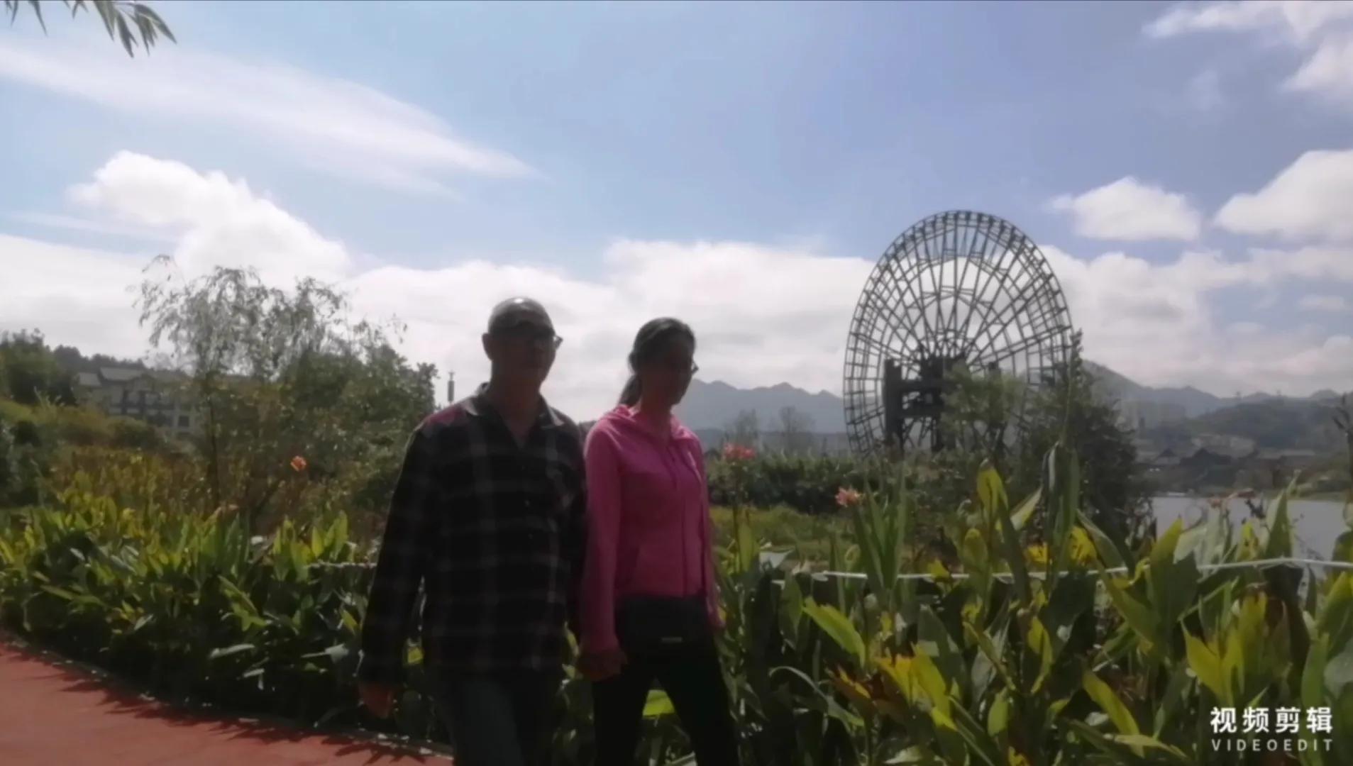 丹寨县万达小镇特色,丹寨万达小镇国家休闲街区