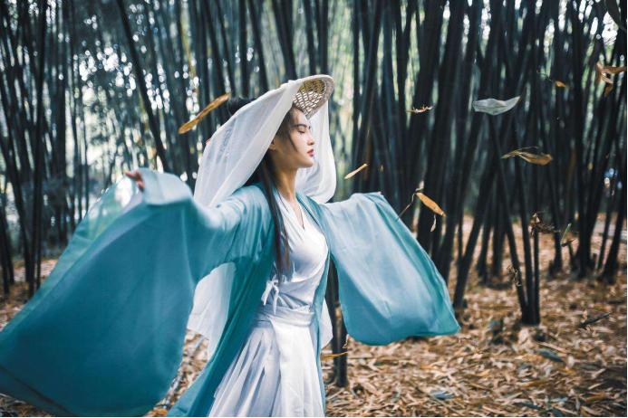 从越女到聂隐娘，古代乘风破浪的女侠，可惜体现的仍是男性意志