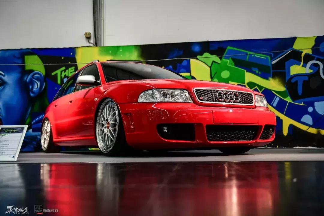 Essen的地下世界，Party还在继续|身临其境