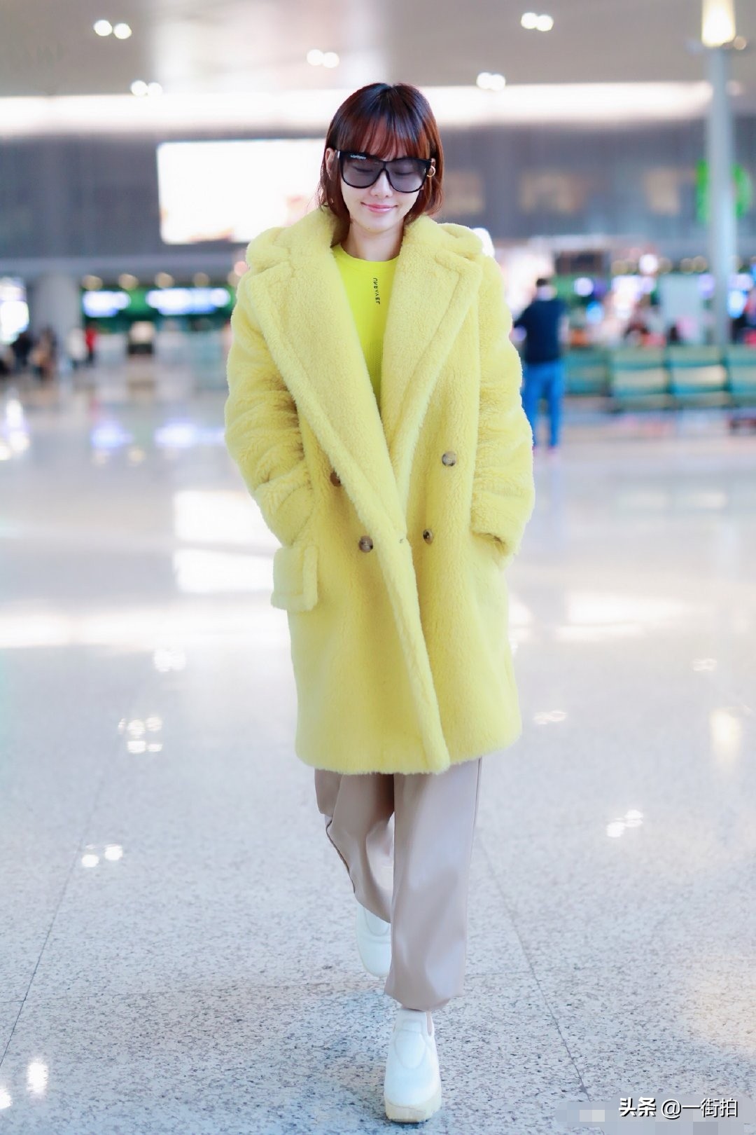 张嘉倪的穿搭是什么风格,张嘉倪穿高定