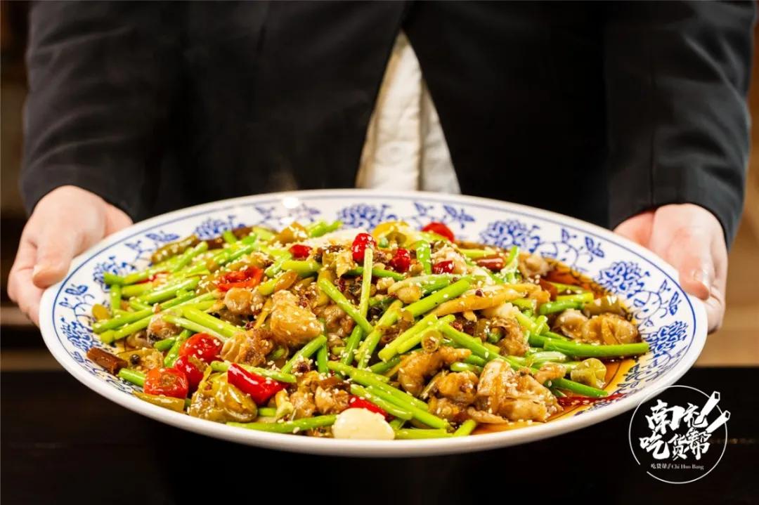 西充南鱼喃醉鸡菜单,南鱼喃醉鸡西充店面积有多大