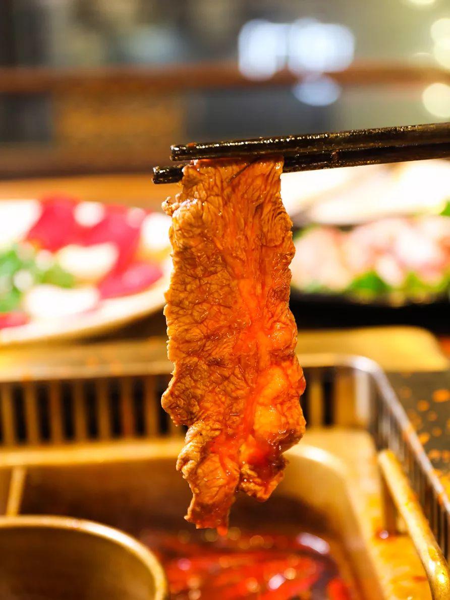 成都牛油火锅网红店,火遍全网的四川成都牛油火锅