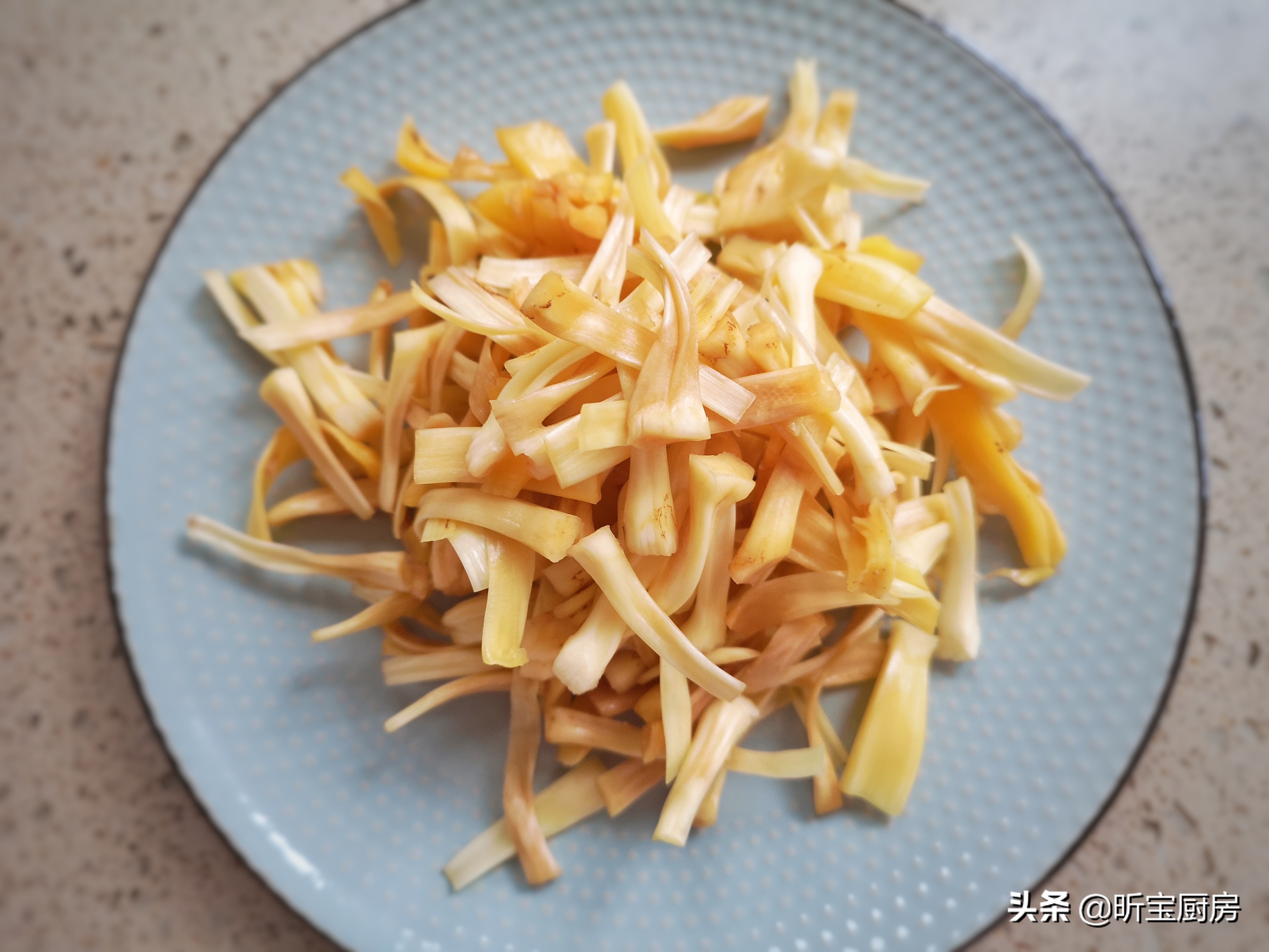 20鏂ょ殑鍗板害姘存灉 (鍗板害浜哄綋涓婚鍚冪殑姘存灉)