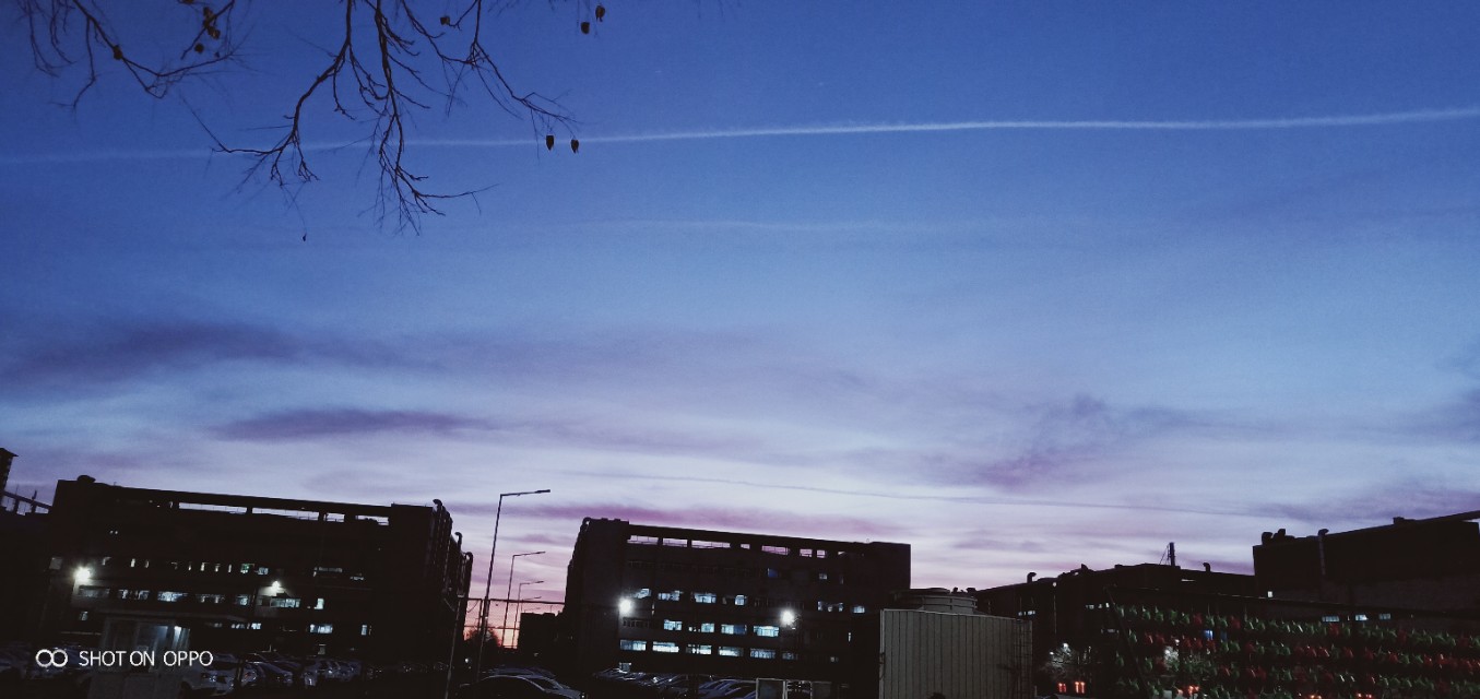 富士康最美的时光,富士康的早晨图片