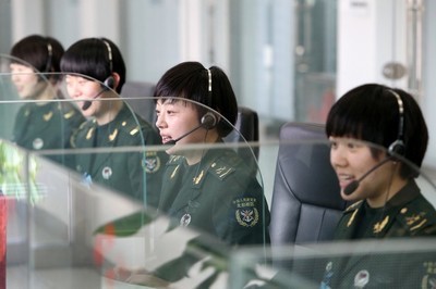 大学本科毕业参军还是考公,大学本科读完入伍还是中途入伍好