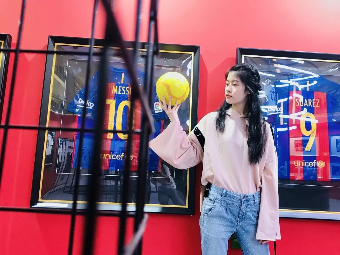 球场也是商场,球场是男人的战场